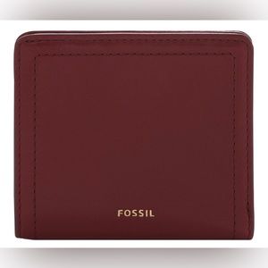 Fossil Women's Logan Leather Bifold Wallet